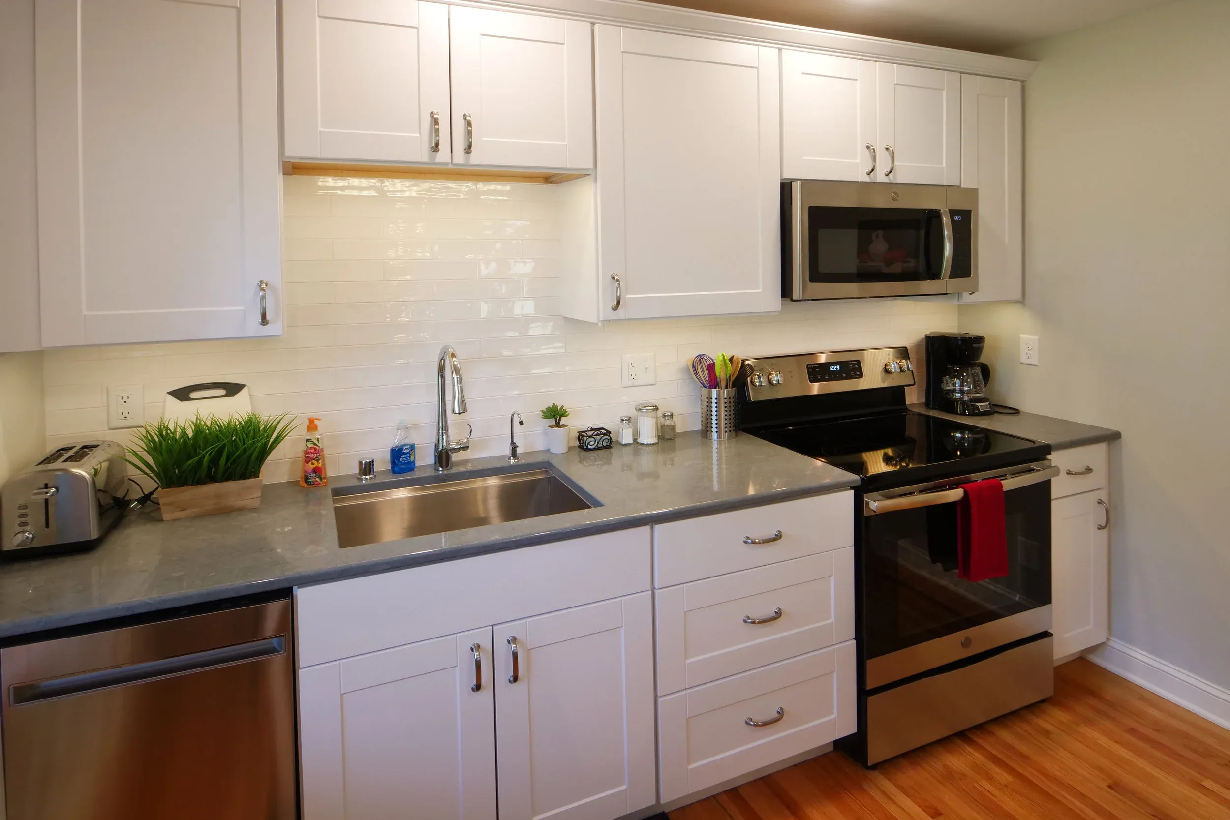 The kitchen at My Cozy Retreat